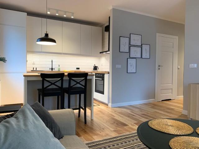 Komfortowy Apartament Z Parkingiem Wrocław Eksteriør bilde